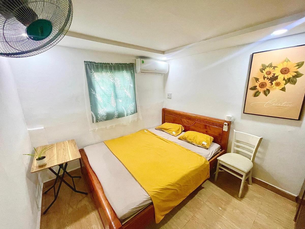 Affordable Homestay ホーチミン市 エクステリア 写真